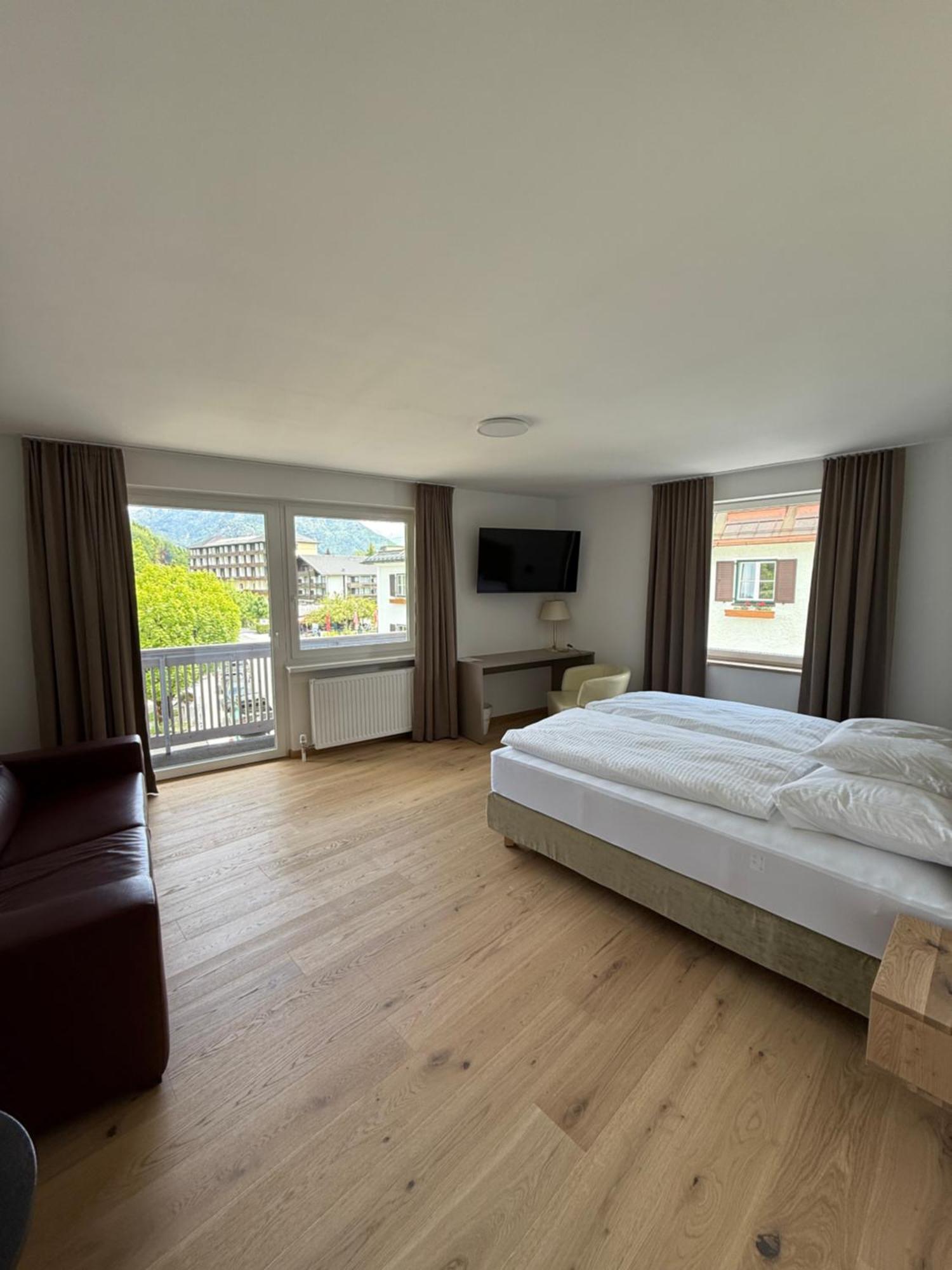 Seehotel Lilly Strobl Exterior foto