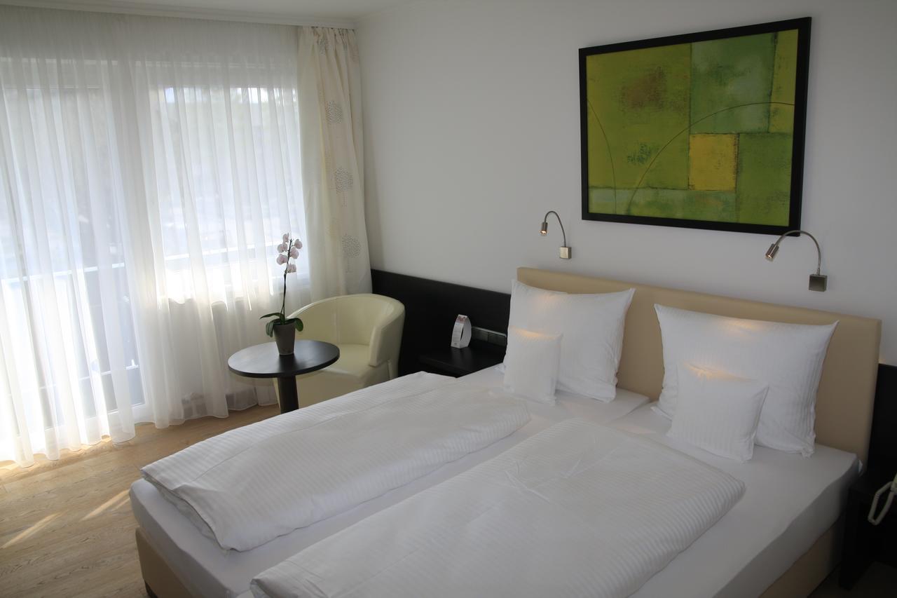 Seehotel Lilly Strobl Exterior foto