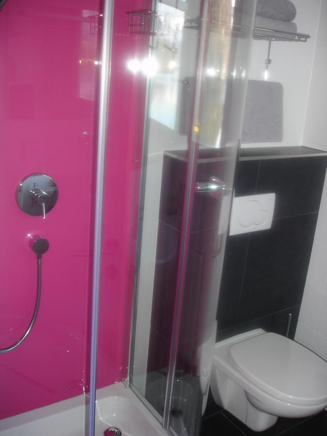 Seehotel Lilly Strobl Exterior foto